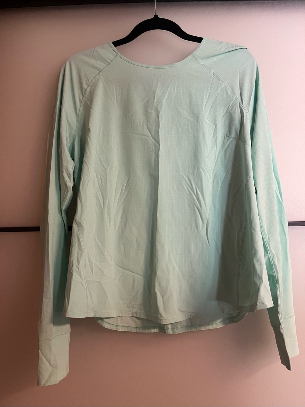 🌿💚 Lululemon Light Long-Sleeve Running Top – Mint Green – Size 12 (NWOT) 💚🌿